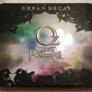 Urban decay great and powerful Oz eyeshadow p